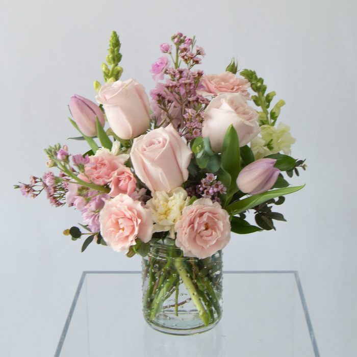 Designers Choice Hobnail Arrangement